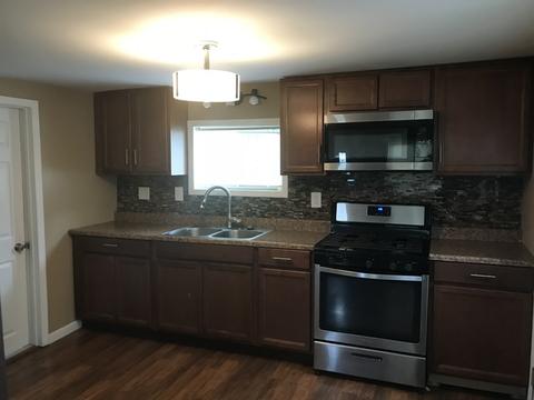 1681 Jericho Rd, Aurora, IL 60506 photo 2