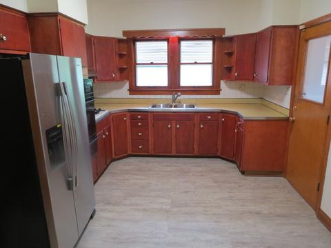 407 Orchard St, Elgin, IL 60123 photo 3