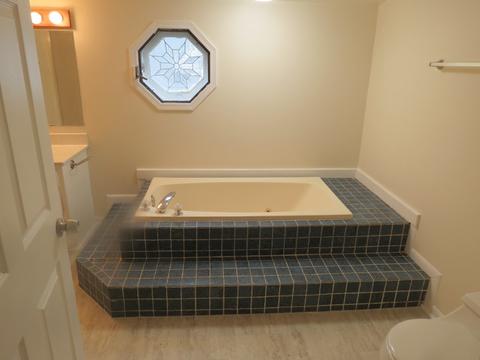 407 Orchard St, Elgin, IL 60123 photo 10