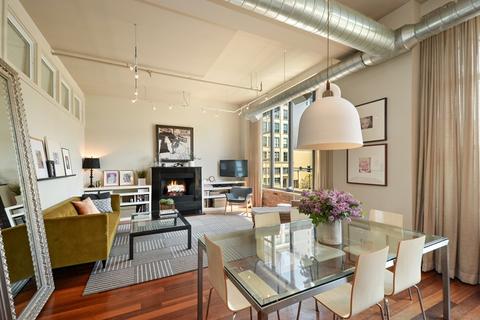 70 E 18th St #2D, Chicago, IL 60616 photo 5