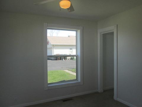 513 S Third St, Peotone, IL 60468 photo 6