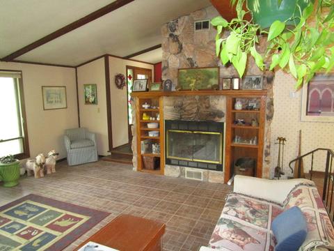 4910 King Rd, Harvard, IL 60033 photo 2