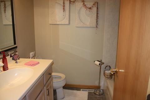1370 N Samara Ave, Kankakee, IL 60901 photo 6