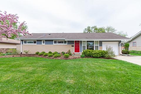 555 Newark Ln, Hoffman Estates, IL 60169 photo 1