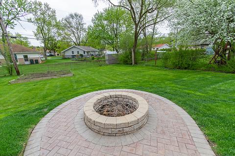 555 Newark Ln, Hoffman Estates, IL 60169 photo 24