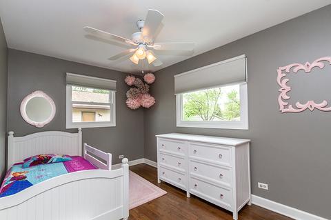555 Newark Ln, Hoffman Estates, IL 60169 photo 14