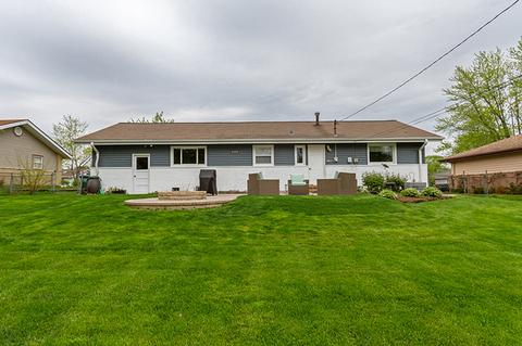 555 Newark Ln, Hoffman Estates, IL 60169 photo 26