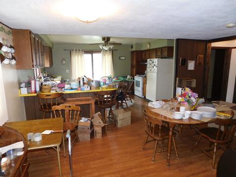 325 E 3rd St, East Dundee, IL 60118 photo 5