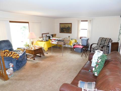 325 E 3rd St, East Dundee, IL 60118 photo 4