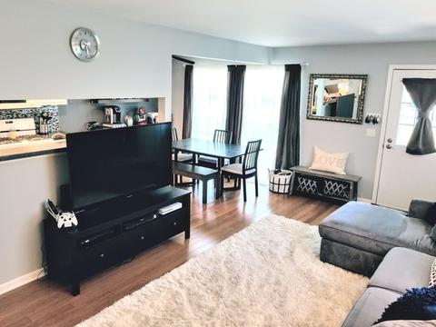1663 Monticello Ct #D, Wheaton, IL 60189 photo 3