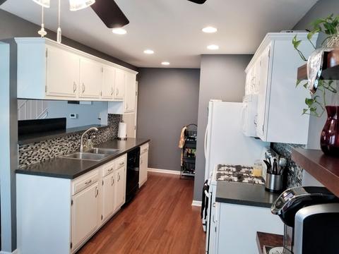 1663 Monticello Ct #D, Wheaton, IL 60189 photo 8