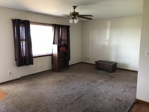 606 E Benham St, Tolono, IL 61880 photo 2