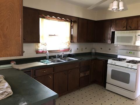 606 E Benham St, Tolono, IL 61880 photo 5
