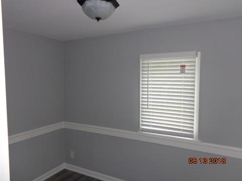 224 Stuart Ave, Aurora, IL 60505 photo 9