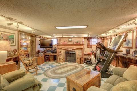 517 E Bodman St, Bement, IL 61813 photo 30