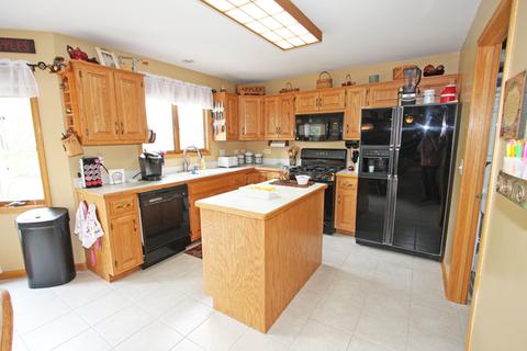 13265 Blackstone Ln, Plainfield, IL 60585 photo 8