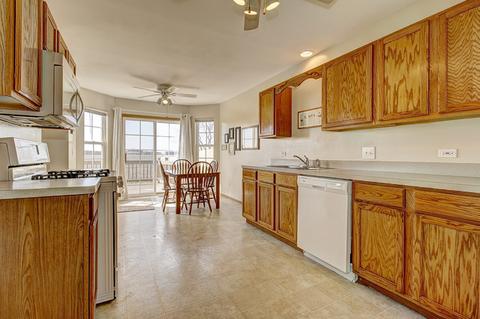 16152 S Fairfield Dr, Plainfield, IL 60586 photo 7
