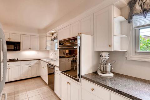 1101 E Grant Dr, Des Plaines, IL 60016 photo 4