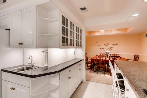1101 E Grant Dr, Des Plaines, IL 60016 photo 3