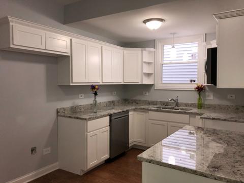 4635 W Warwick Ave, Chicago, IL 60641 photo 3