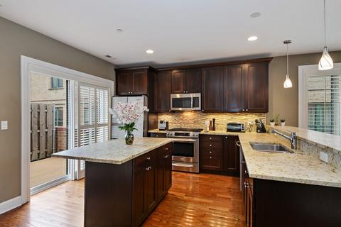 641 Custer Ave, Evanston, IL 60202 photo 7