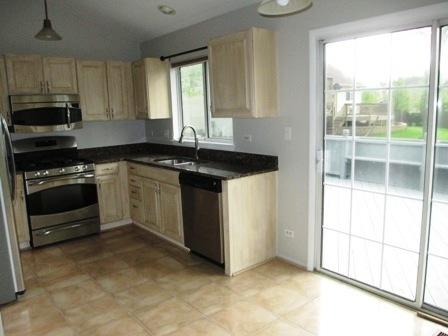 1397 Newcastle Ct, Bartlett, IL 60103 photo 4