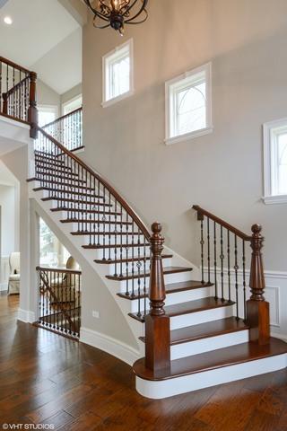 217 E Hillside Rd, Naperville, IL 60540 photo 4