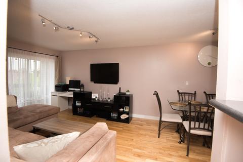 5550 Astor Ln #301, Rolling Meadows, IL 60008 photo 8