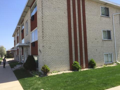 1526 Bataan Dr, Broadview, IL 60155 photo 1