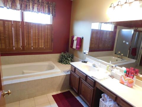 1270 Bison Ln, Hoffman Estates, IL 60192 photo 26