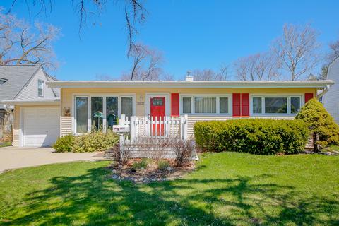 1917 E Willow Ave, Wheaton, IL 60187 photo 1