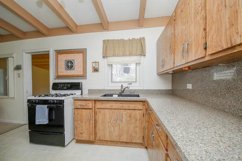 1917 E Willow Ave, Wheaton, IL 60187 photo 5