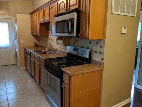 508 Stout St, Saint Joseph, IL 61873 photo 8