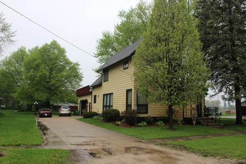 340 N 5th St, Capron, IL 61012 photo 1