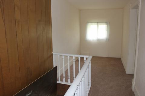 340 N 5th St, Capron, IL 61012 photo 9