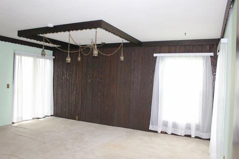 340 N 5th St, Capron, IL 61012 photo 5