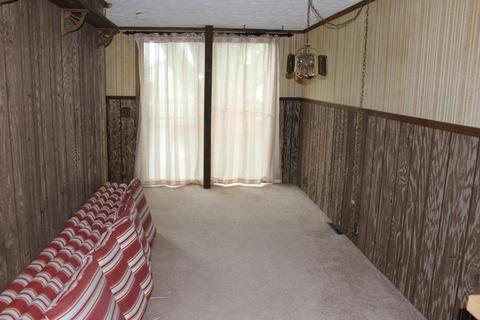 340 N 5th St, Capron, IL 61012 photo 4