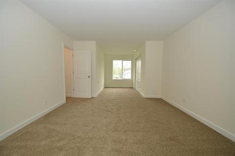 1305 Hillside Ln, Mchenry, IL 60051 photo 22