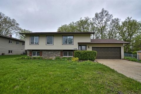 1305 Hillside Ln, Mchenry, IL 60051 photo 1