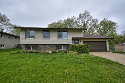 1305 Hillside Ln, Mchenry, IL 60051 photo 2