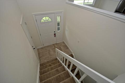1305 Hillside Ln, Mchenry, IL 60051 photo 3