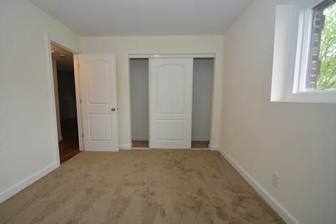 1305 Hillside Ln, Mchenry, IL 60051 photo 14