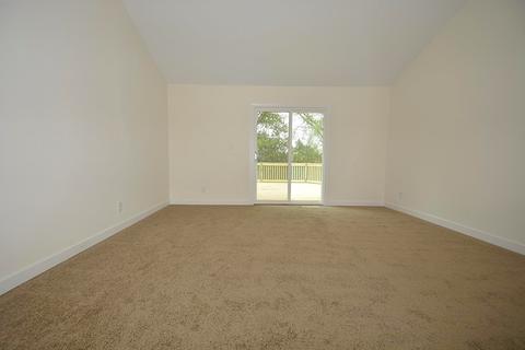 1305 Hillside Ln, Mchenry, IL 60051 photo 25