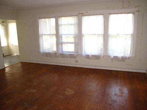 323 Herrick Rd, Riverside, IL 60546 photo 4