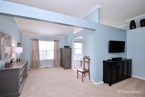 2252 Barrett Dr, Algonquin, IL 60102 photo 13