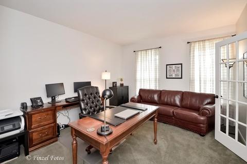 2252 Barrett Dr, Algonquin, IL 60102 photo 4