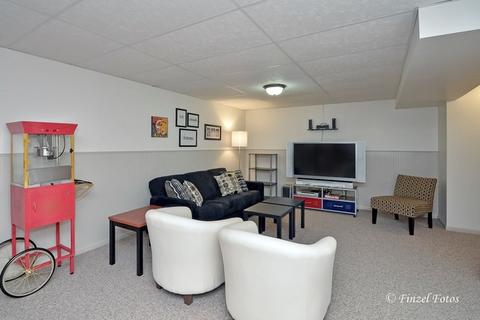 2252 Barrett Dr, Algonquin, IL 60102 photo 21