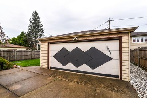 1875 Howard Ave, Des Plaines, IL 60018 photo 25