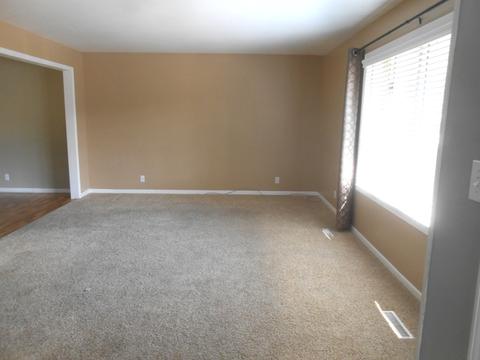 101 Redbud Ln, Morris, IL 60450 photo 4