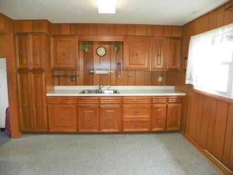 304 Odell Rd, Dwight, IL 60420 photo 2